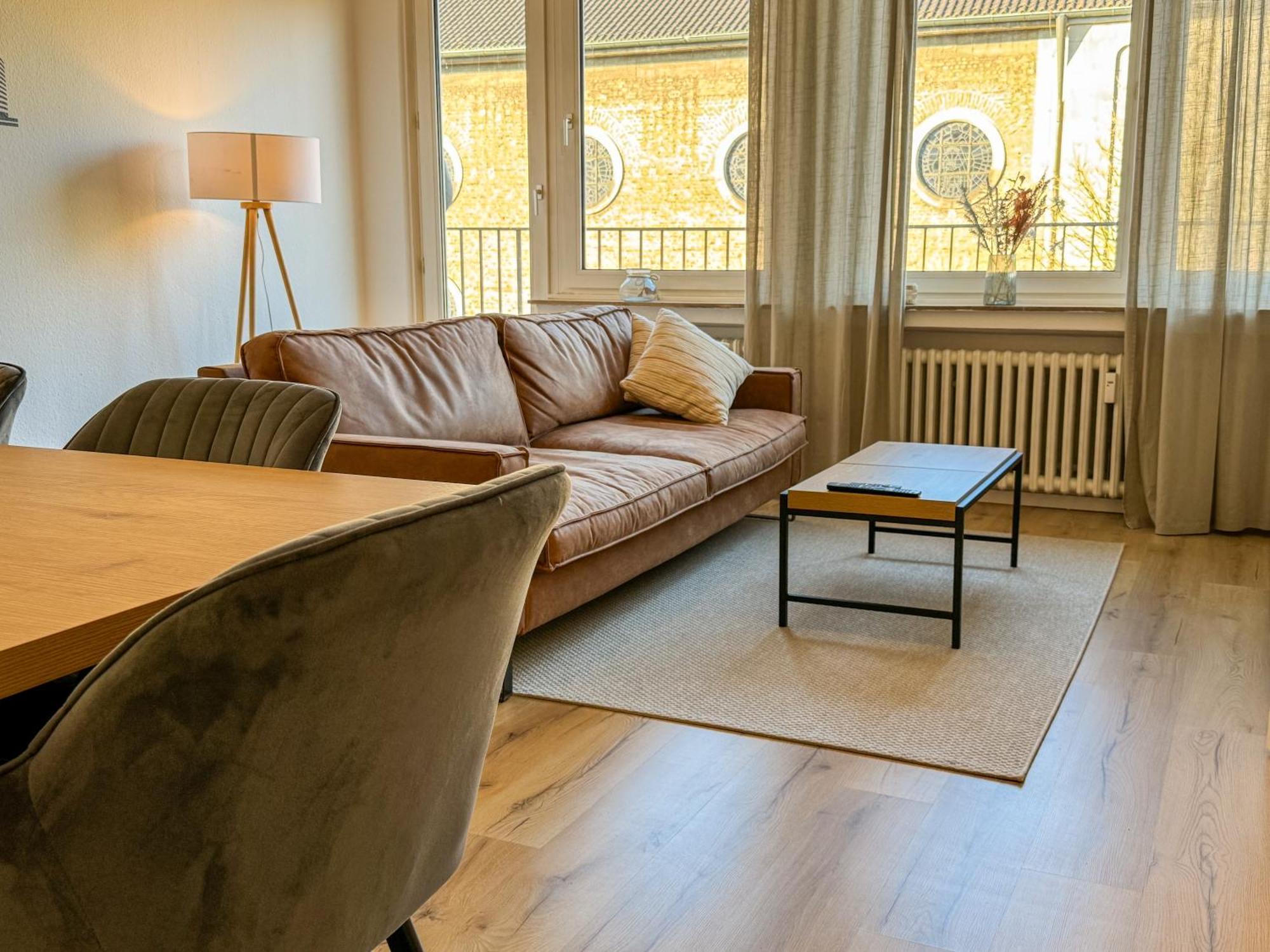 Apartment Duesseltal Messe 100Qm Düsseldorf Zewnętrze zdjęcie