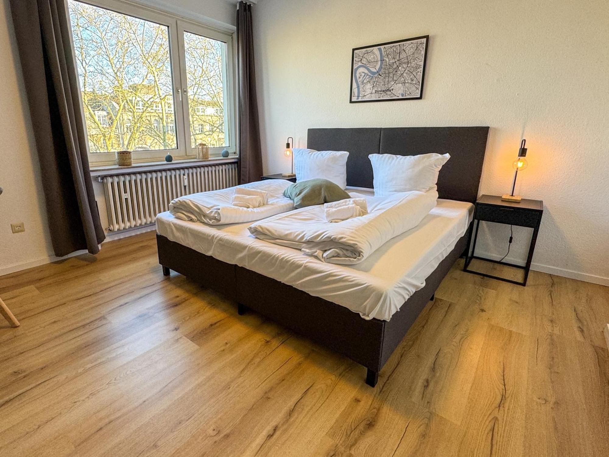Apartment Duesseltal Messe 100Qm Düsseldorf Zewnętrze zdjęcie