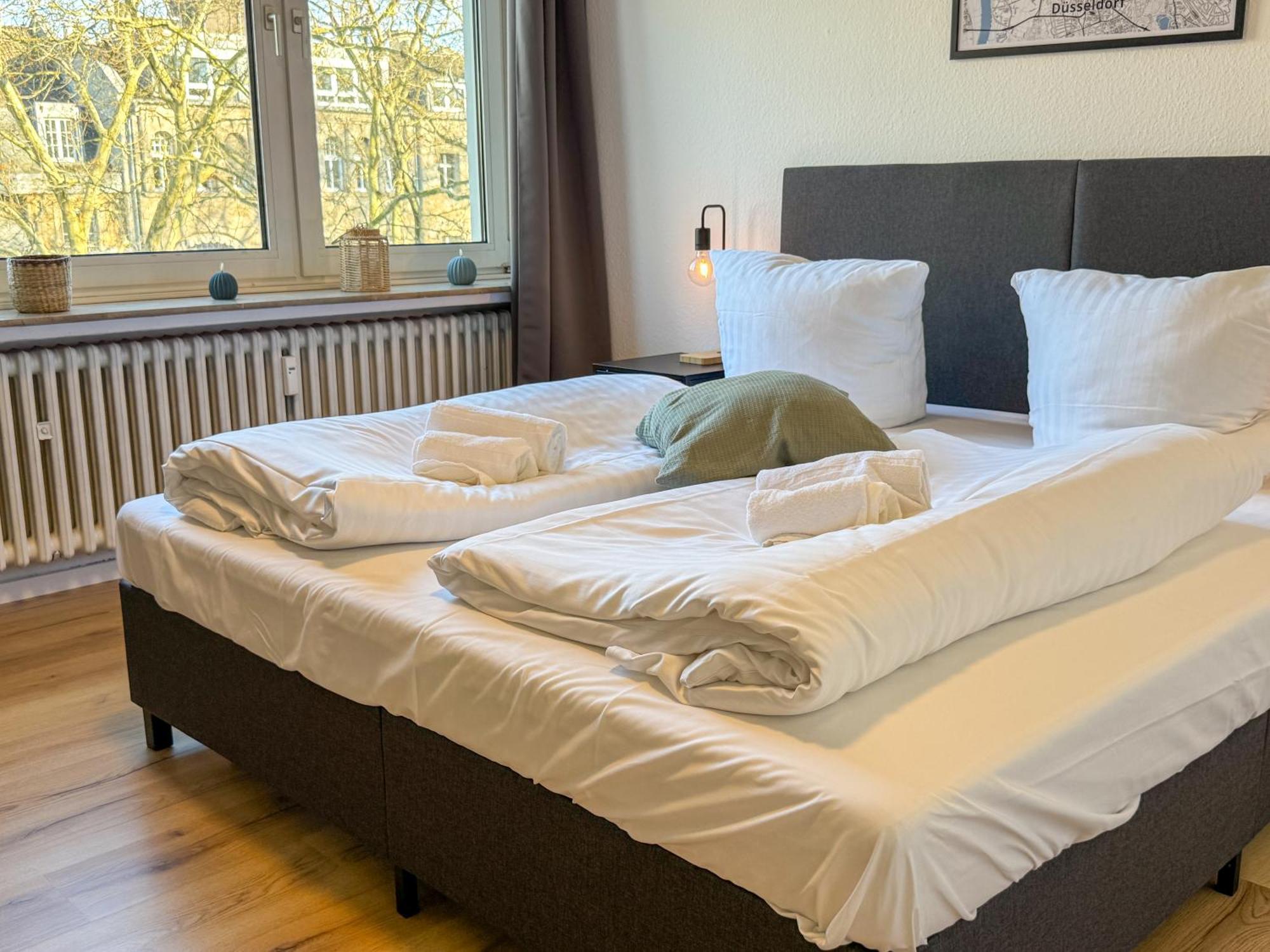 Apartment Duesseltal Messe 100Qm Düsseldorf Zewnętrze zdjęcie